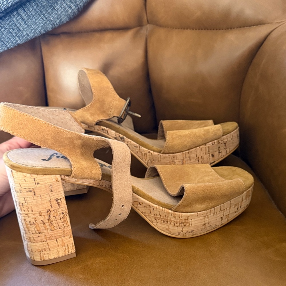 Free People Tan Suede Platform Heels